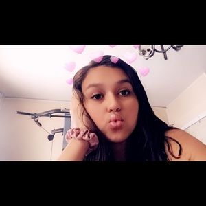 Meet your Posher, Angela